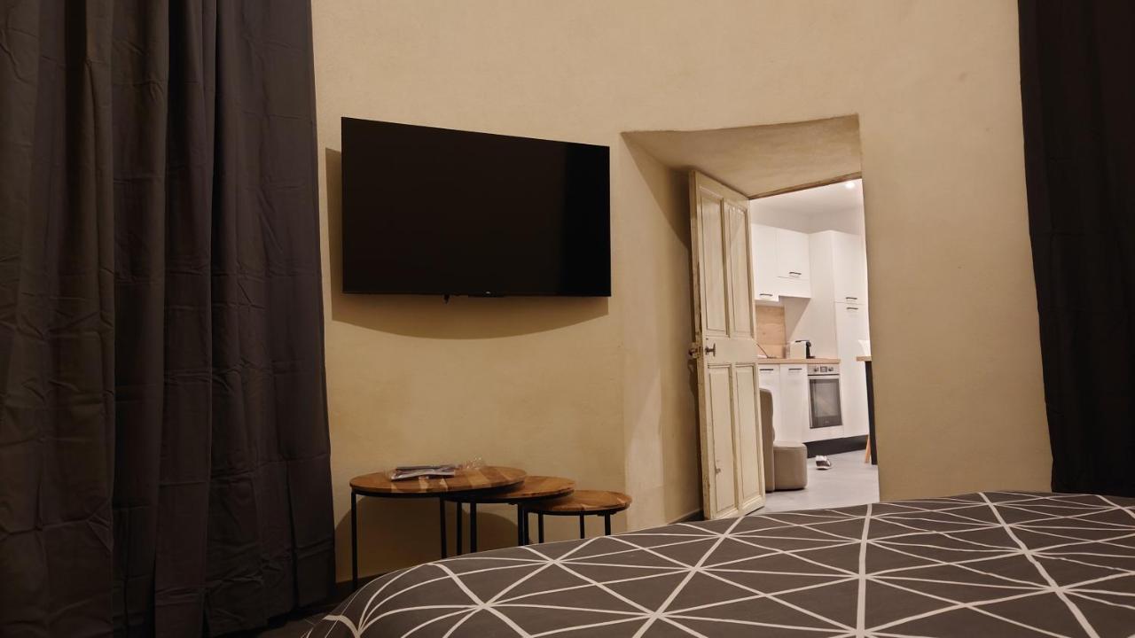 Appartement De La Tour Connaux 外观 照片